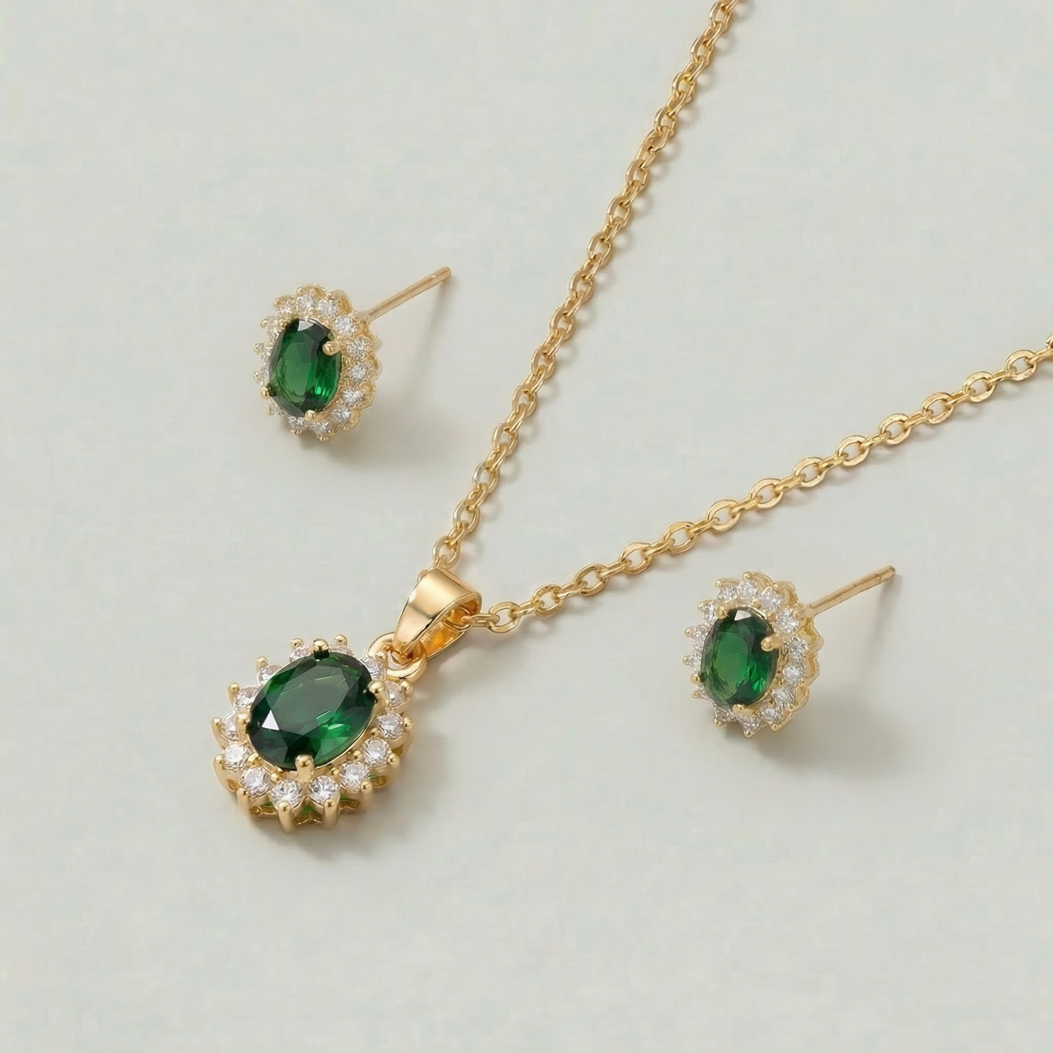 The Emerald Halo Necklace Set