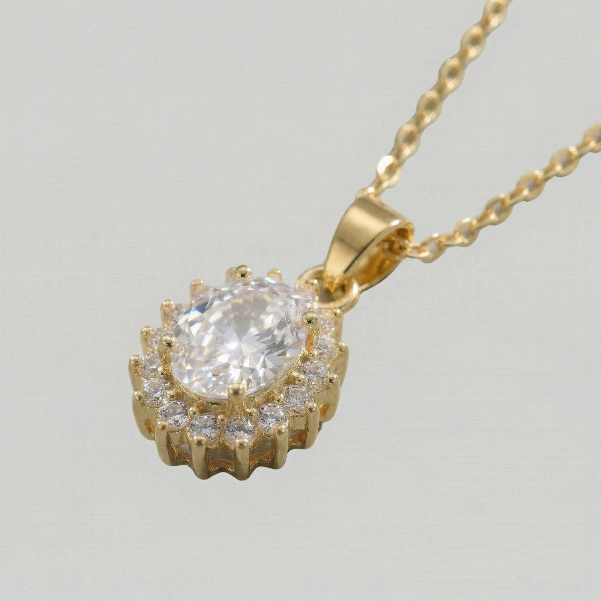 The Royal Halo Necklace Set